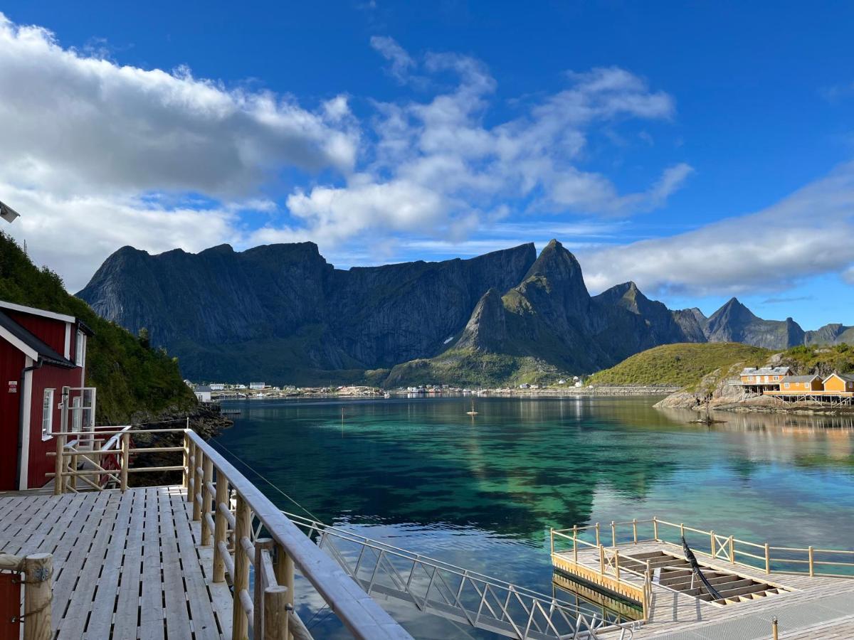 Lofoten Suite Apartments - Rostad Retro Rorbuer 레이네 외부 사진